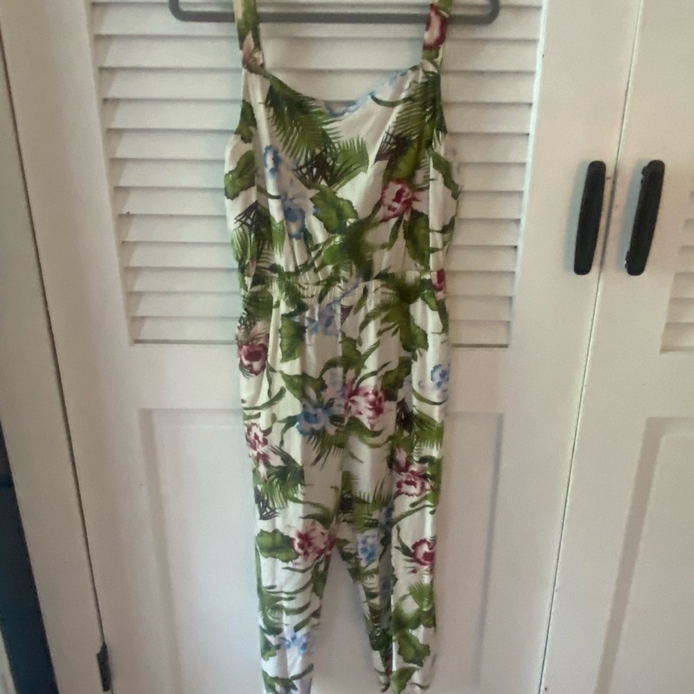 Floral cut out back jumpsuit